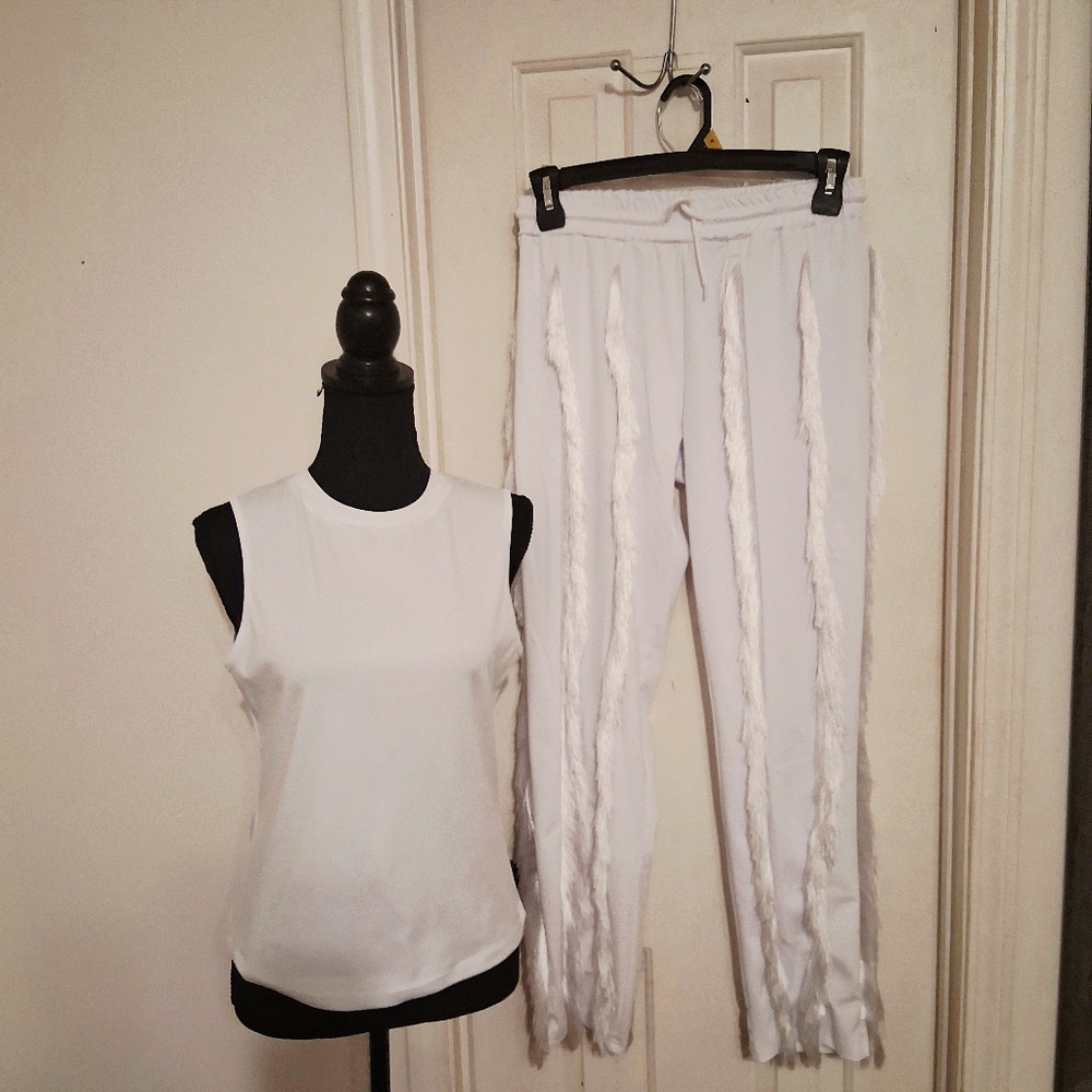 Elegant White Women's Fringe Pants & Top Set - Picture 3 of 6